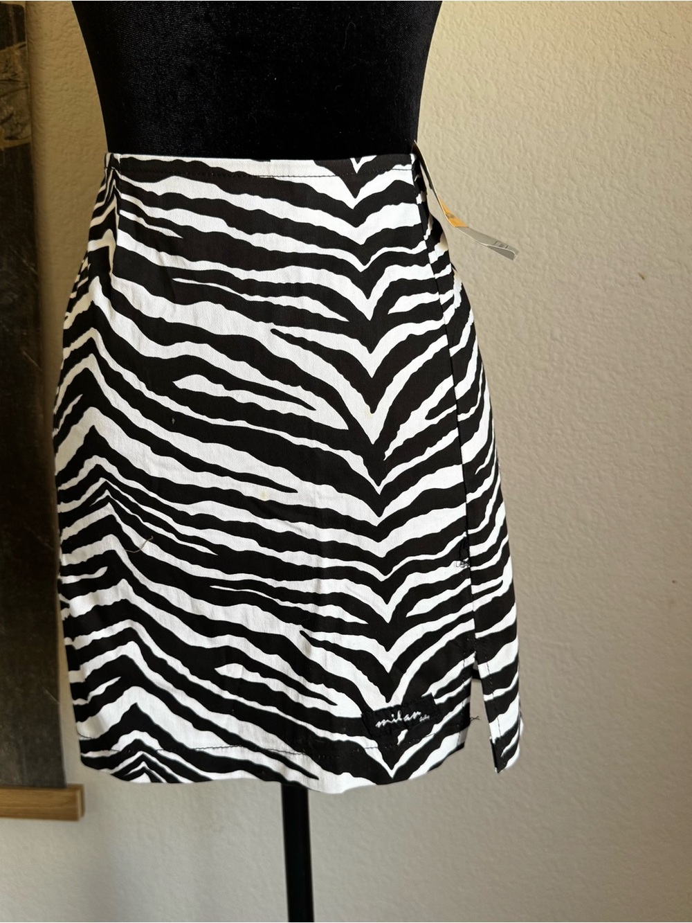 Milan’ NWT Zebra Print Mini Skirt - Black & White
